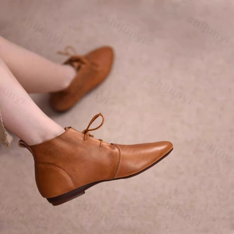 Dames Korte Laarzen 2025, Leer - Women'S Fashion Trends Autumn 2025 recensie en prijs