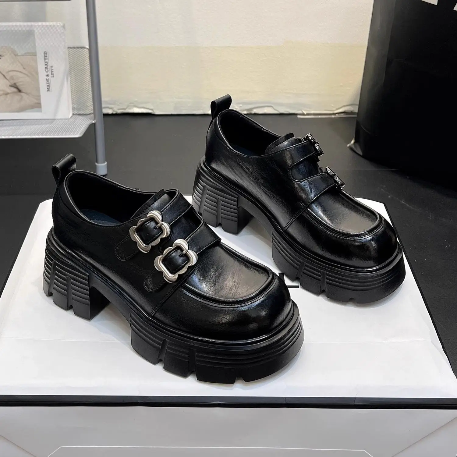 Schoenen voor Dames Nieuwe Kwa - Women'S Fashion Trends Autumn 2025 recensie en prijs